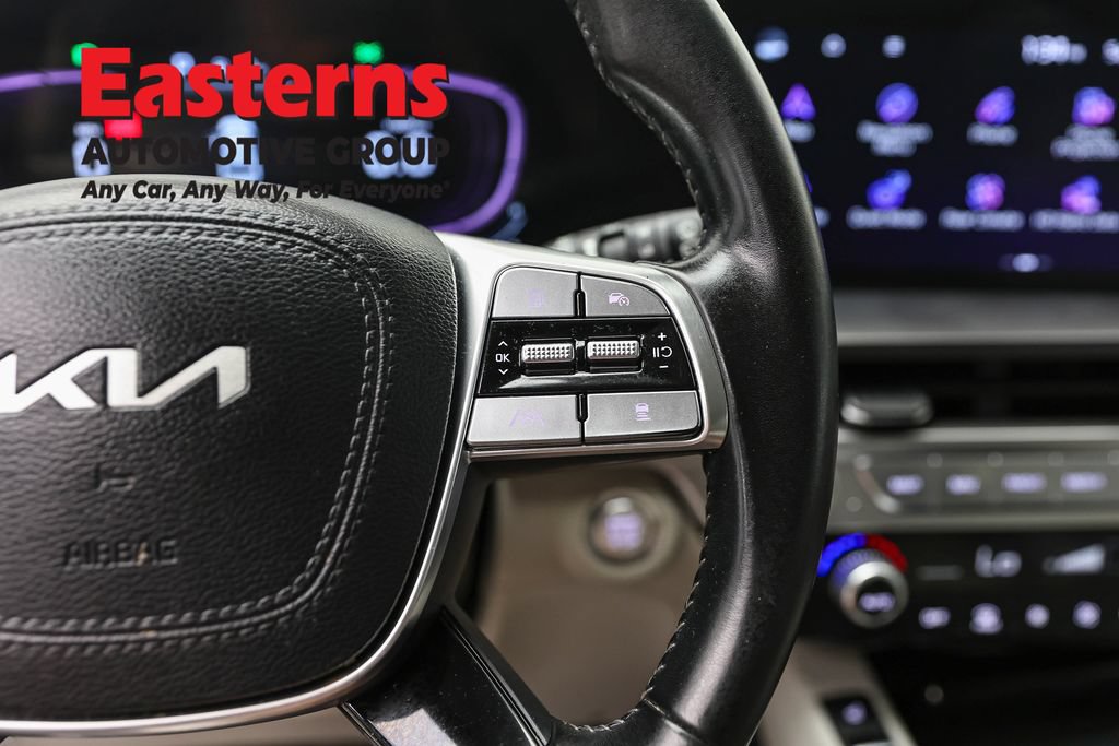 Used 2023 Kia Telluride S FWD image 16