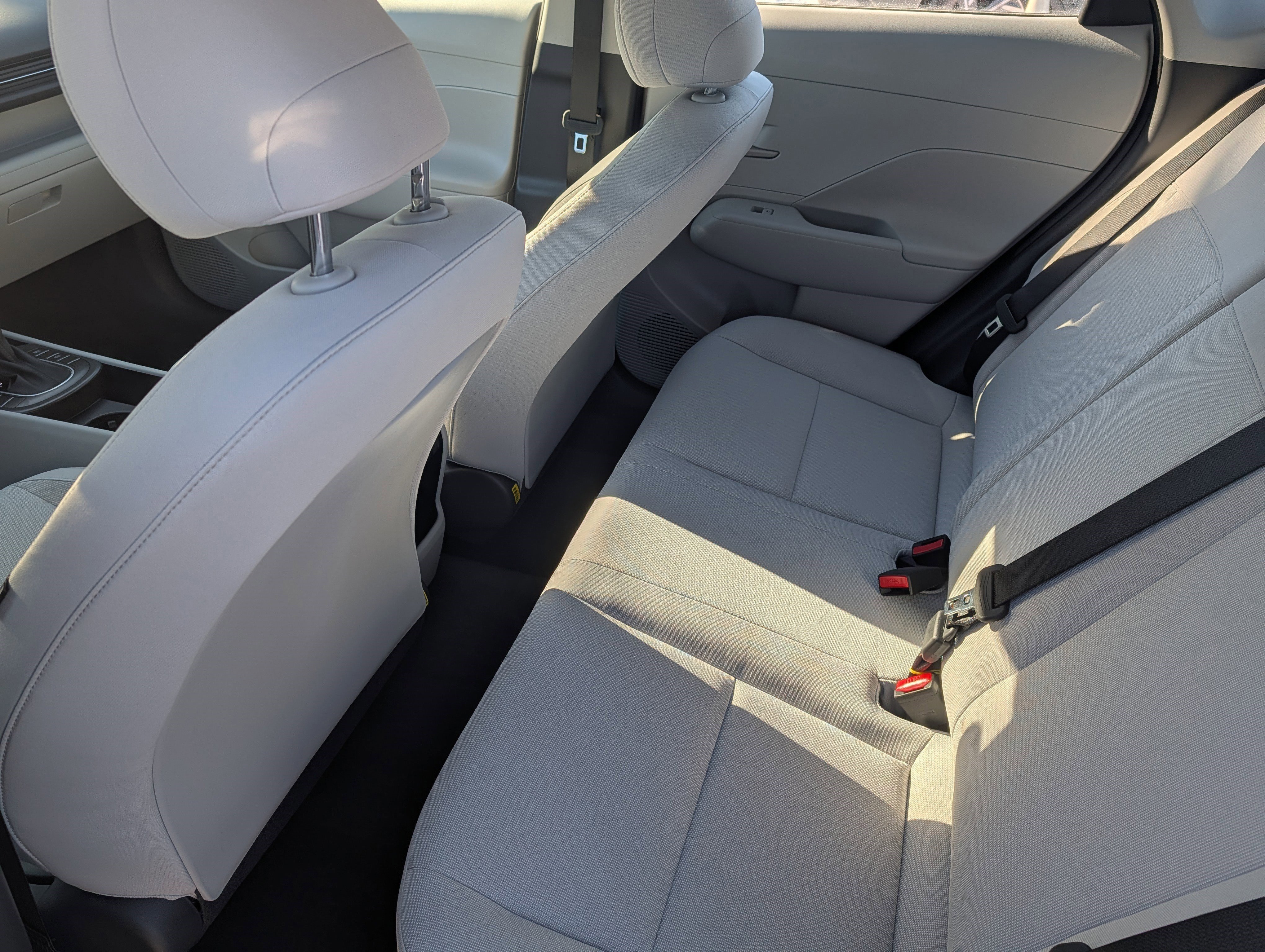 New 2026 Hyundai Kona SE image 7