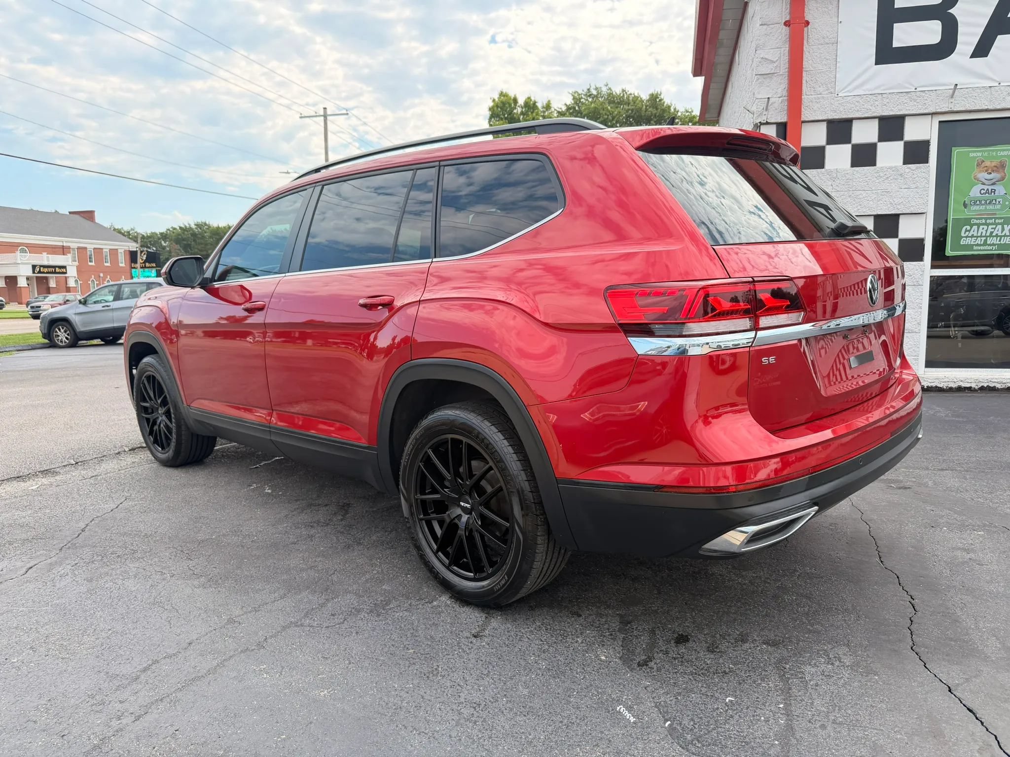 Used 2021 Volkswagen Atlas SE FWD image 3