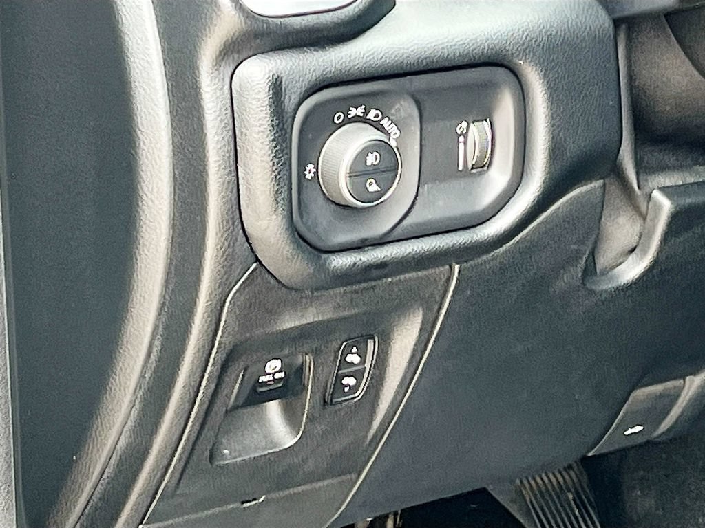 Used 2021 RAM 1500 Big Horn RWD image 10
