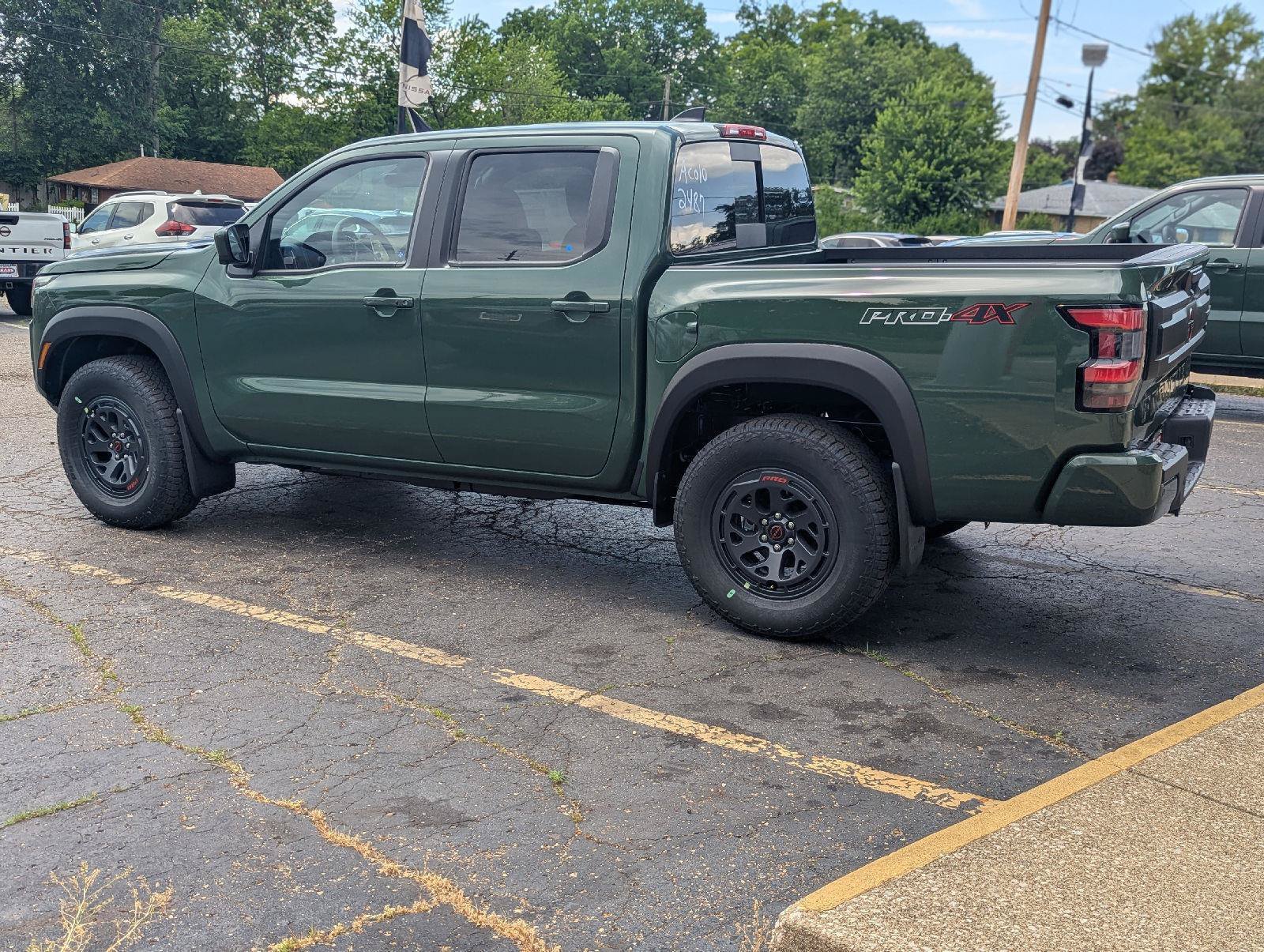 New 2026 Nissan Frontier PRO-4X w/ Pro Premium Package AWD/4WD image 6
