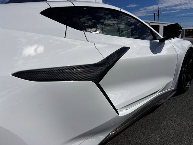 Used 2023 Chevrolet Corvette Z06 w/ Engine Appearance Package image 5