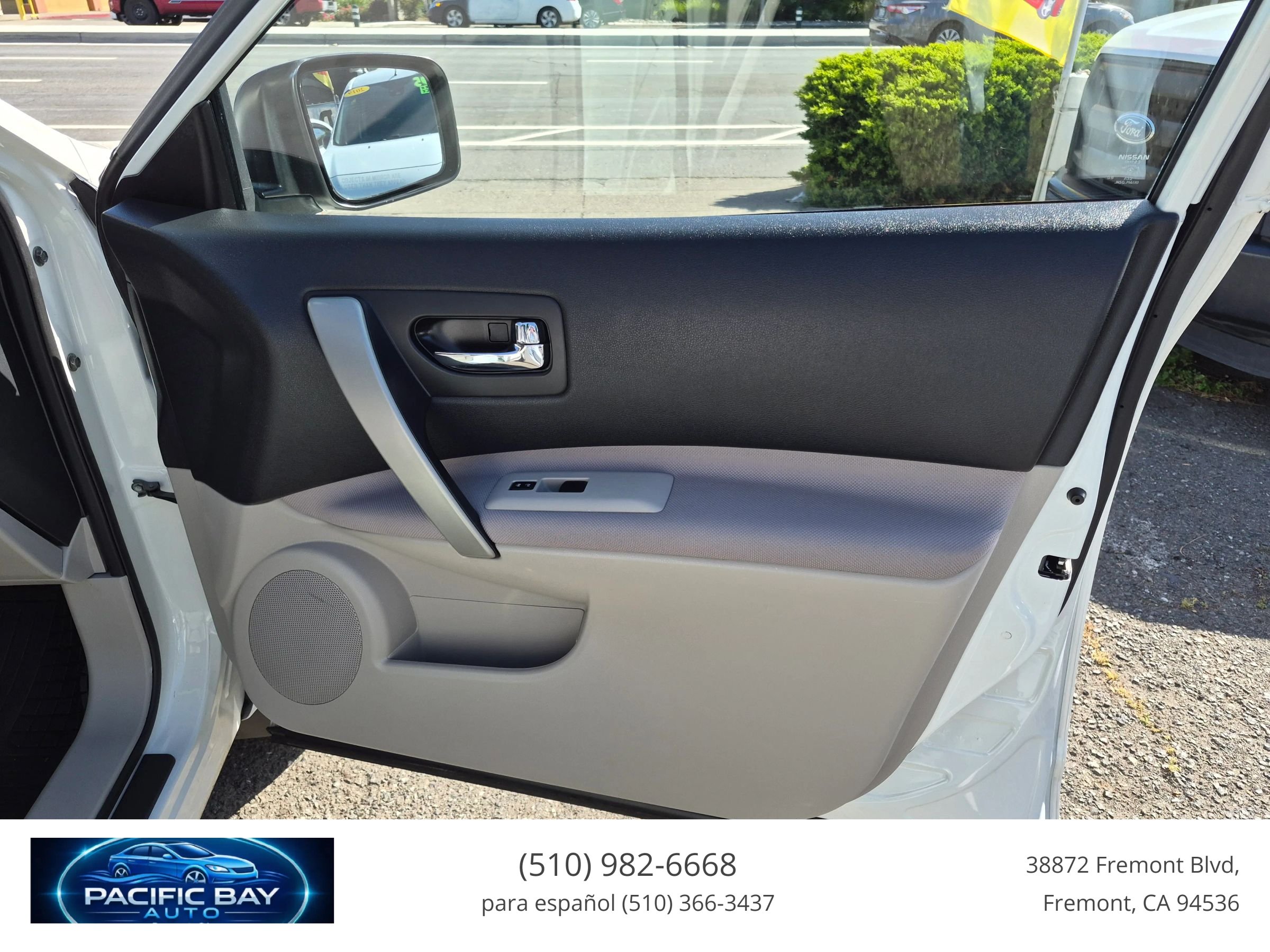 Used 2013 Nissan Rogue S AWD/4WD image 19