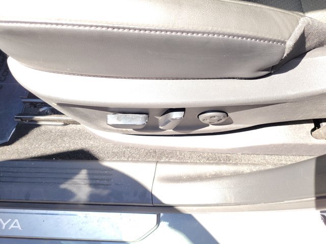 Used 2023 Nissan Ariya FWD image 21