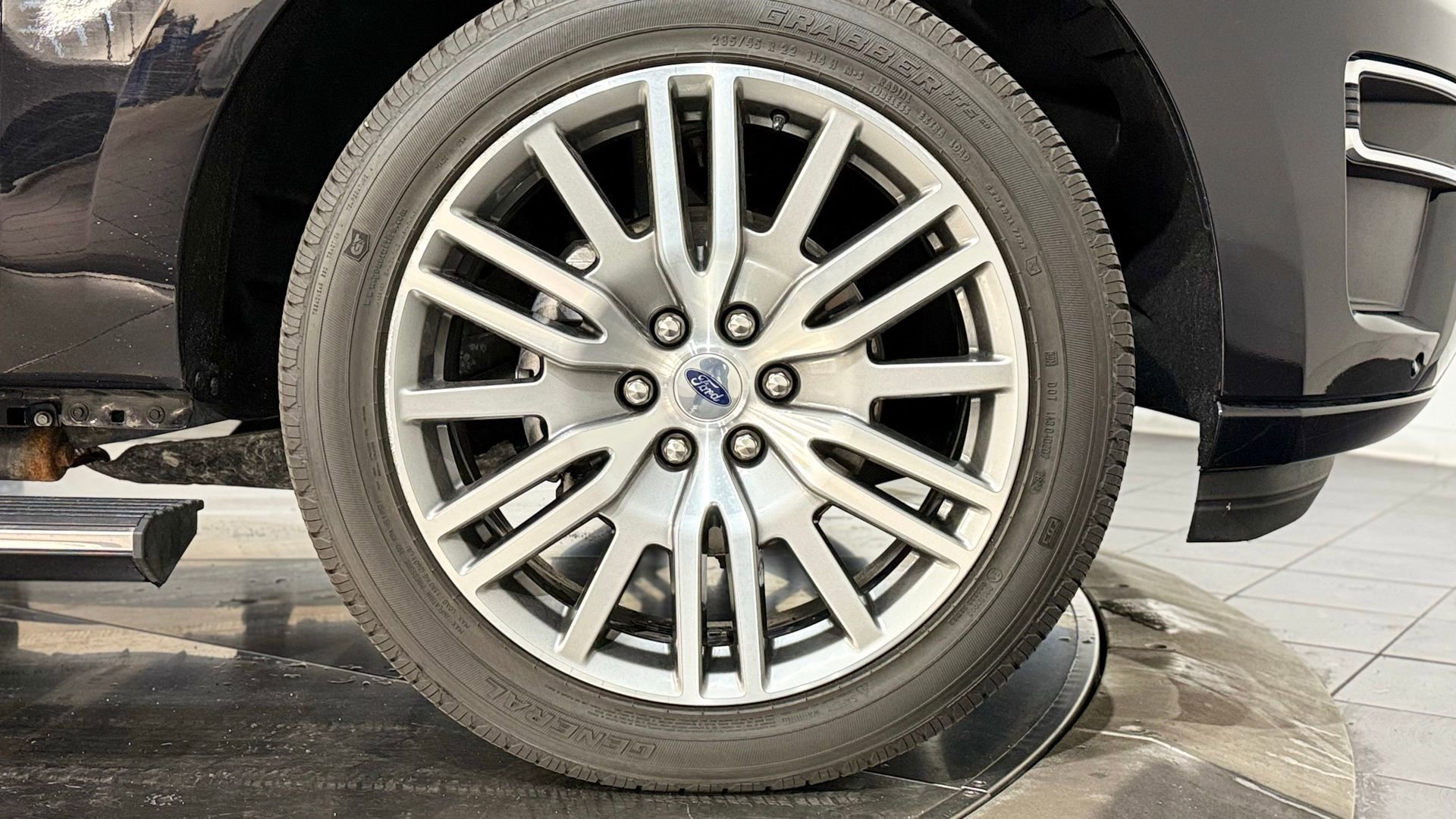 Used 2022 Ford Expedition Platinum image 21