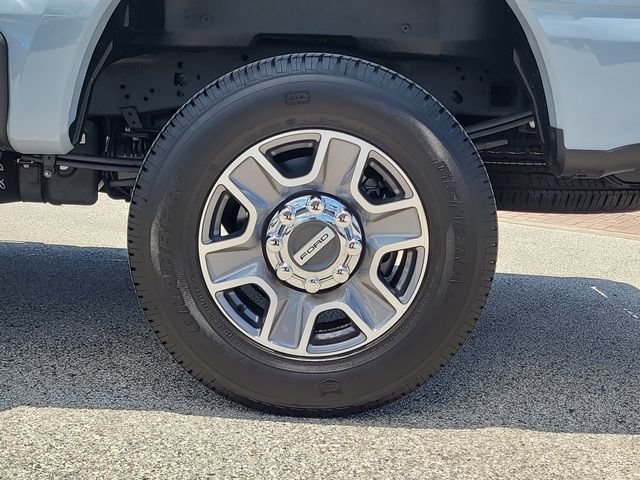 Used 2026 Ford F250 Lariat AWD/4WD image 8