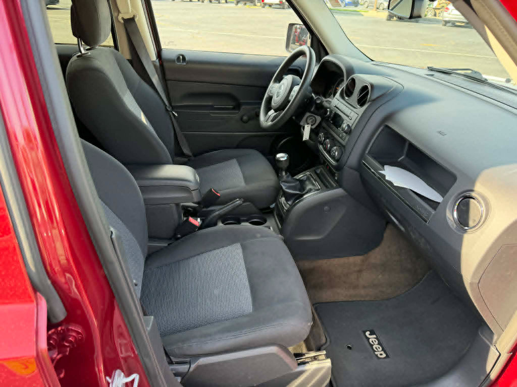 Used 2016 Jeep Patriot Sport AWD/4WD image 10