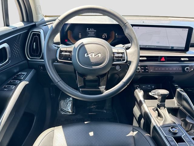 Used 2025 Kia Sorento S AWD/4WD image 23