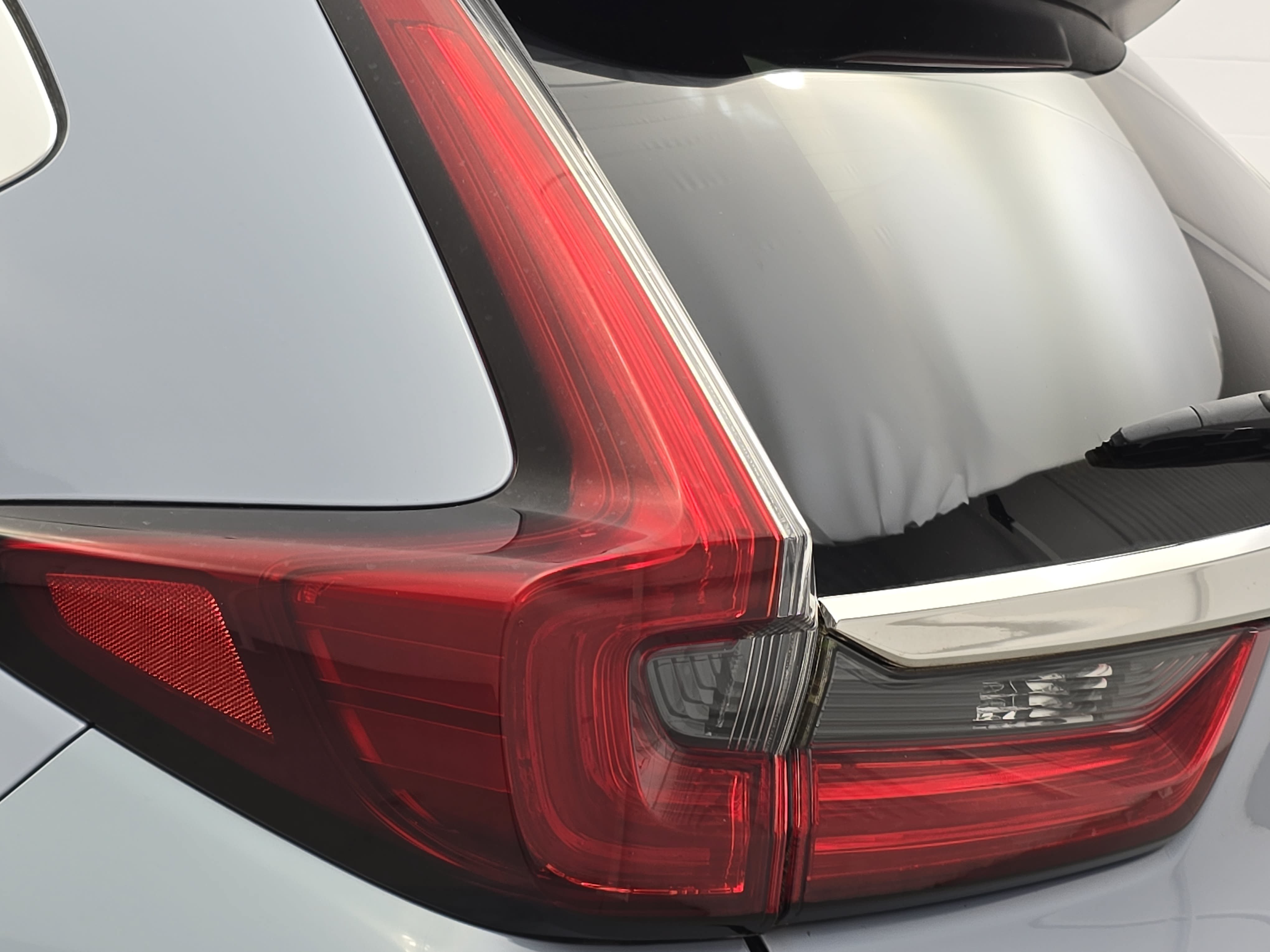 Used 2021 Honda CR-V Touring image 35
