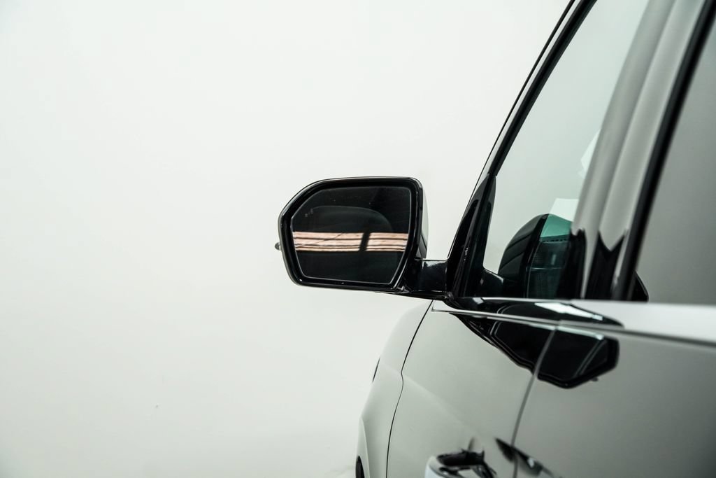 Used 2023 Ford Expedition Limited RWD image 15