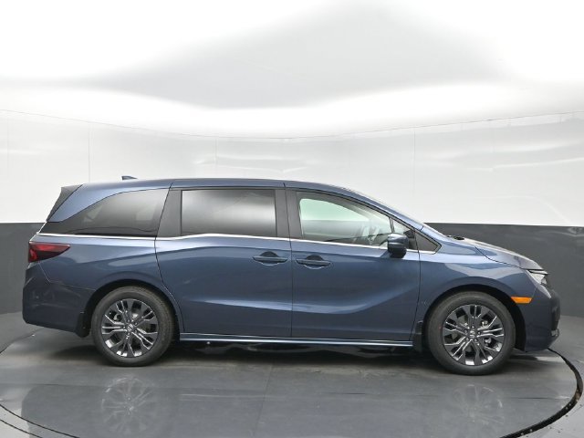 New 2027 Honda Odyssey Touring image 7