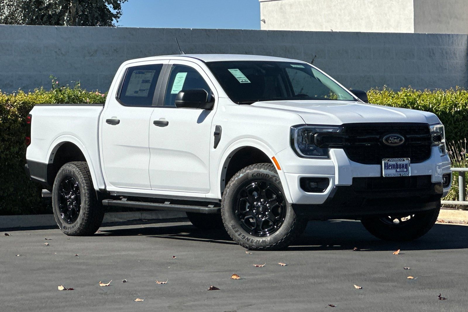 New 2025 Ford Ranger XLT w/ Black Appearance Package video 2