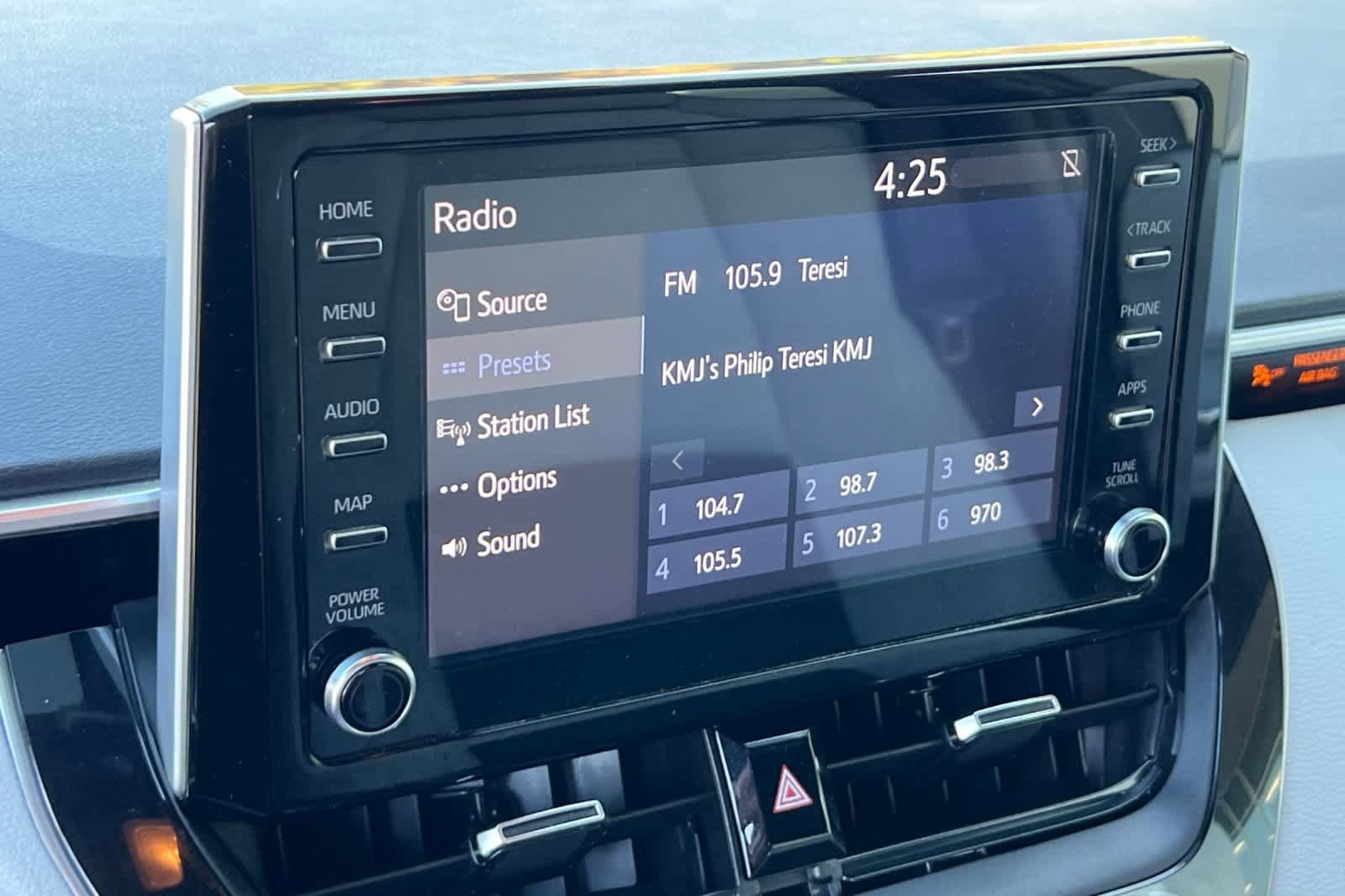 Used 2019 Toyota Corolla SE image 17