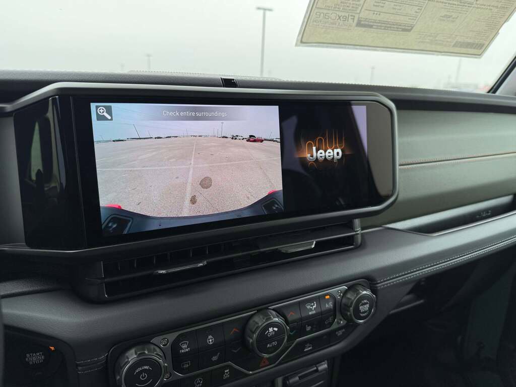 New 2026 Jeep Gladiator Mojave image 32