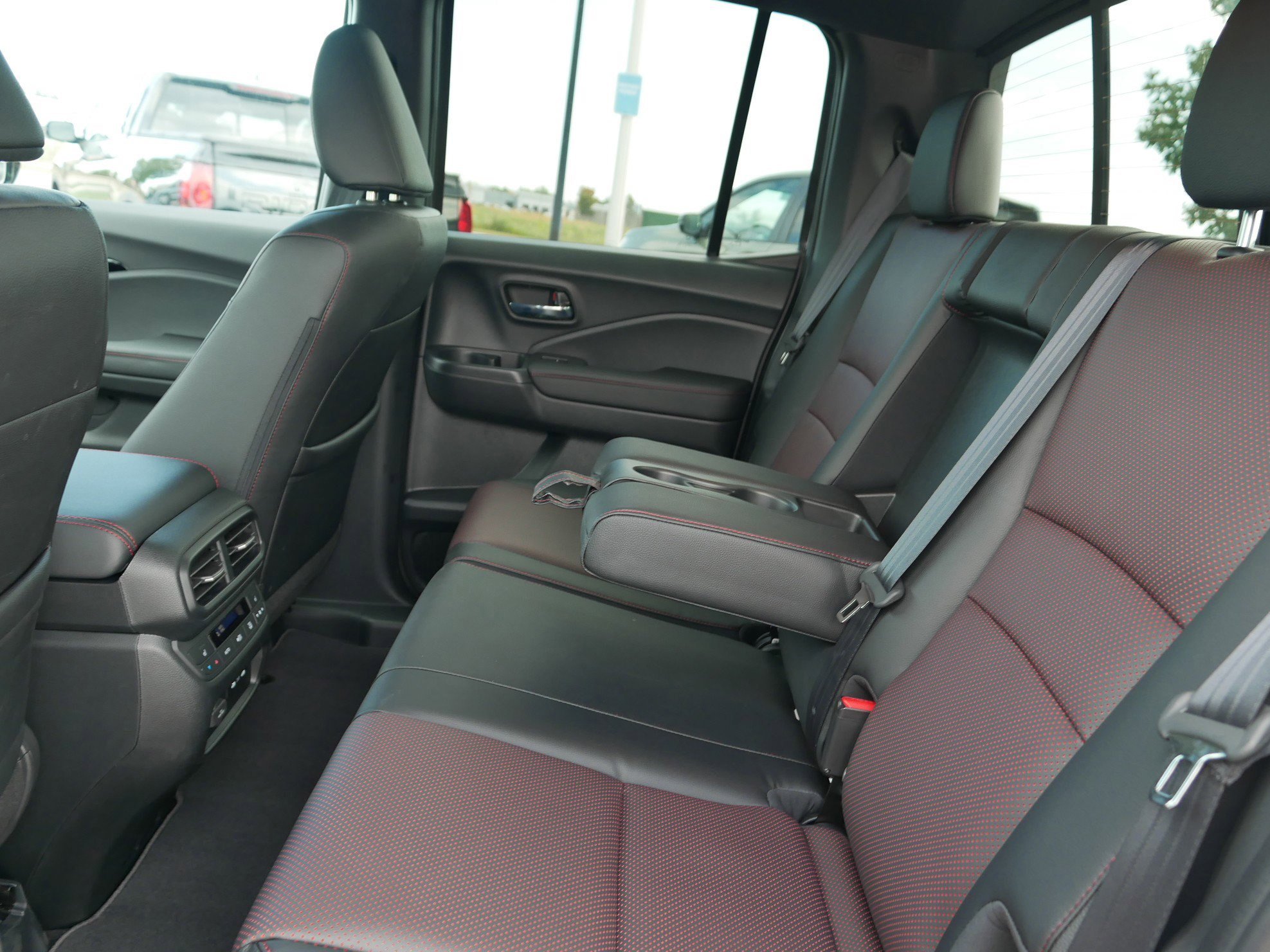 New 2026 Honda Ridgeline Black Edition image 7