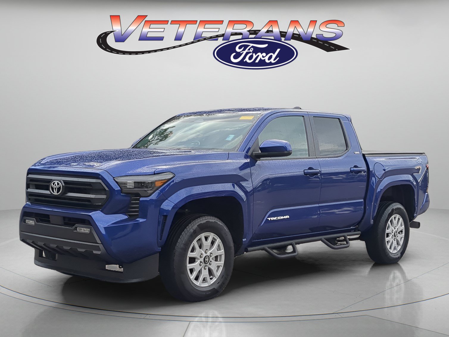 Used 2025 Toyota Tacoma SR5 RWD image 1
