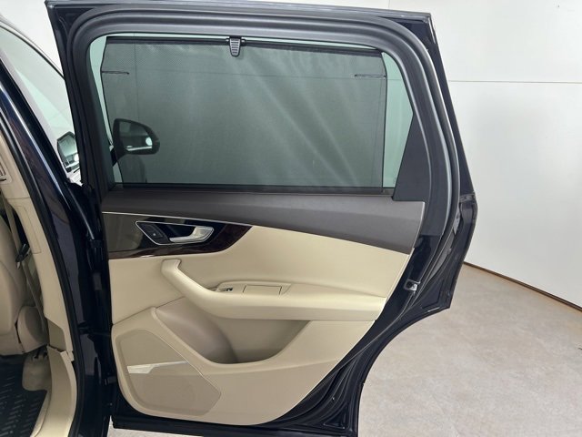 Used 2018 Audi Q7 3.0T Premium Plus image 12