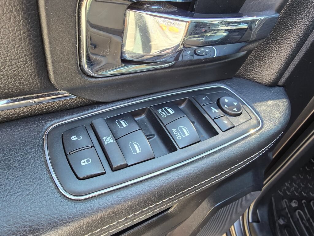 Used 2018 RAM 3500 Laramie AWD/4WD image 37
