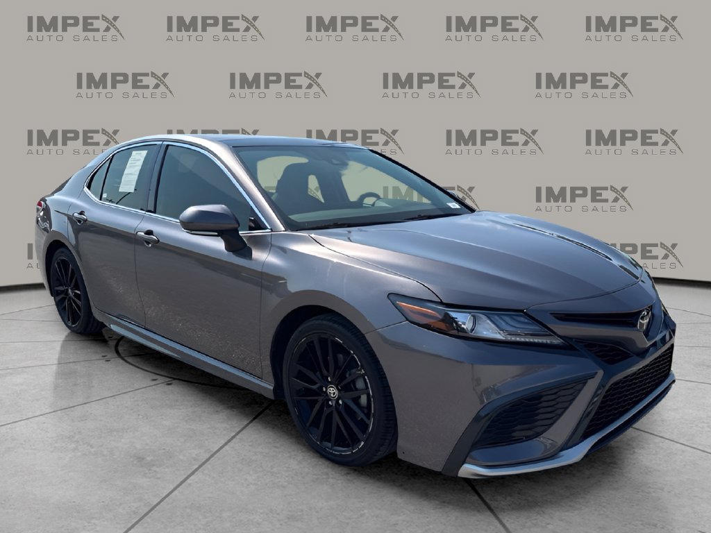 Used 2021 Toyota Camry XSE FWD image 7