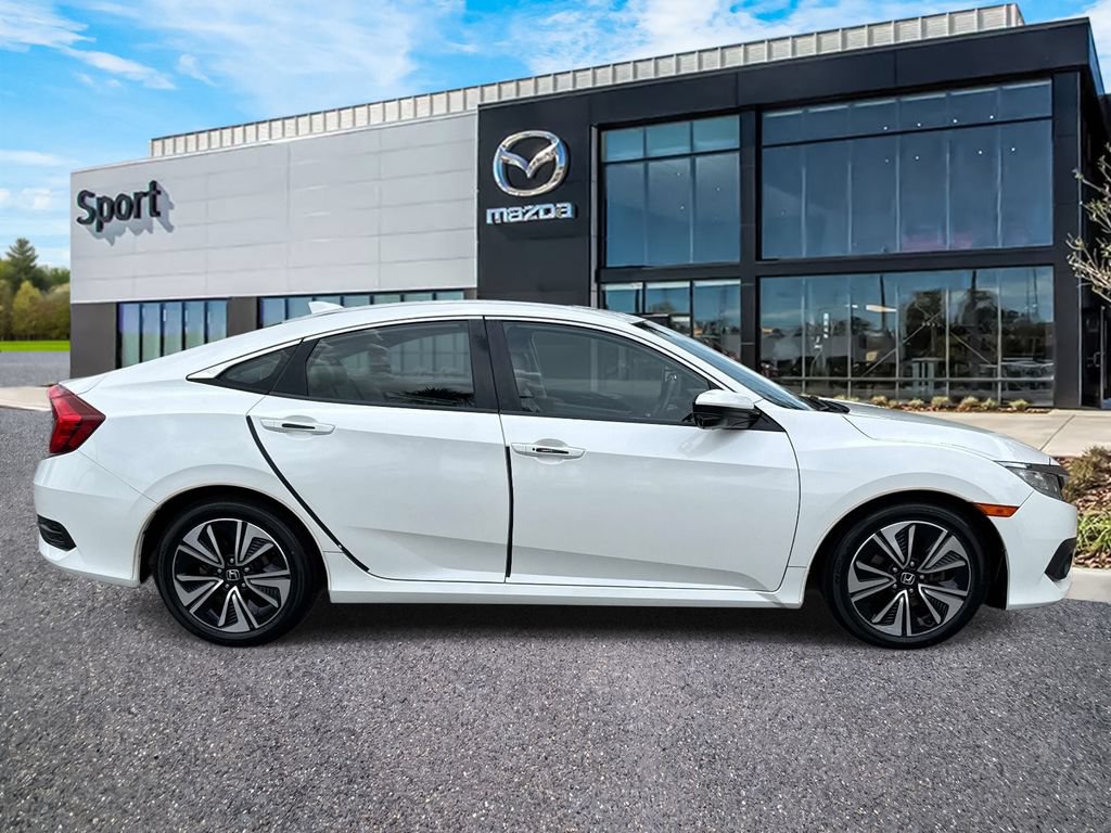 Used 2017 Honda Civic EX-L image 2
