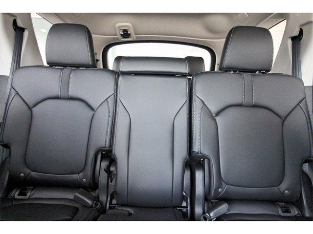 New 2025 Honda Pilot Touring image 15