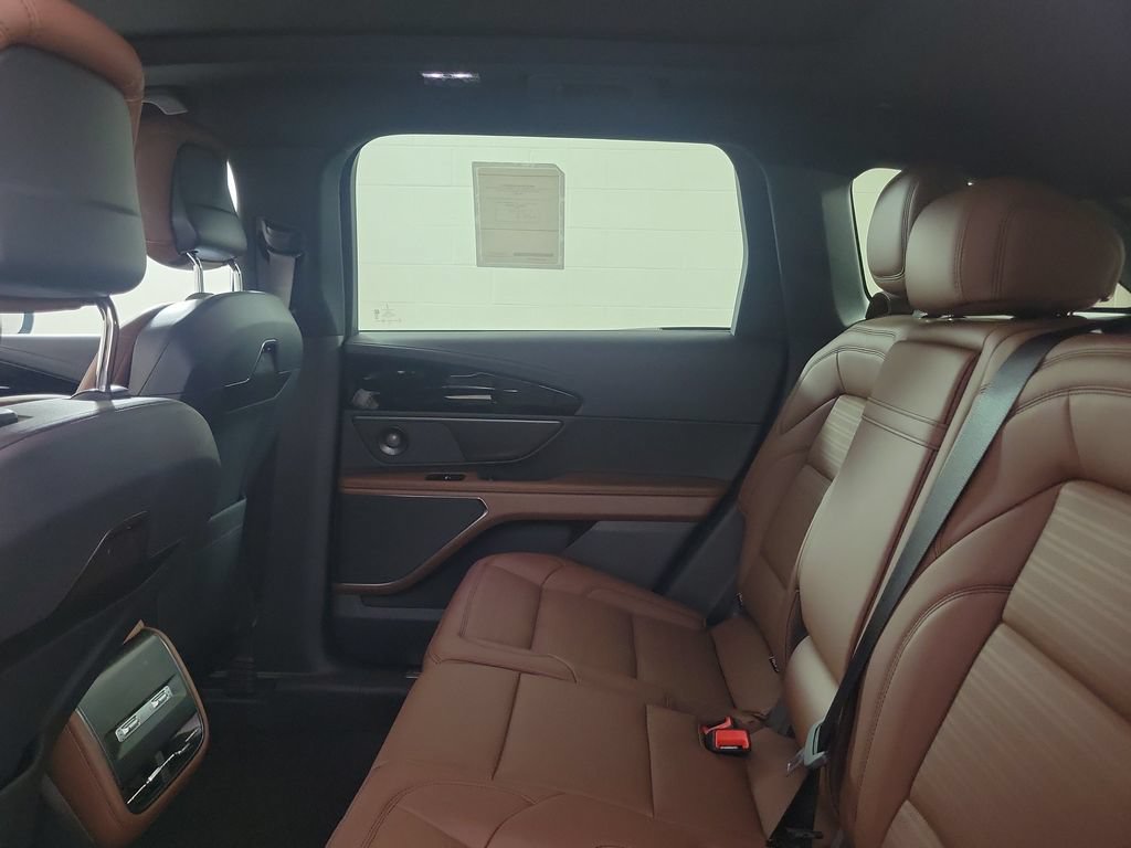 New 2026 Lincoln Nautilus Reserve AWD/4WD image 13