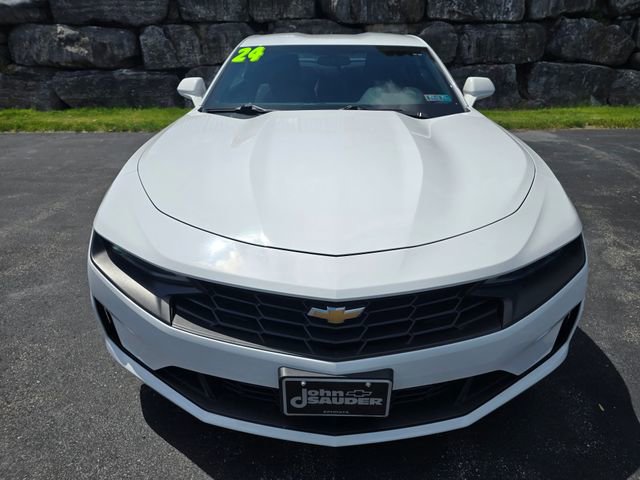 Used 2024 Chevrolet Camaro LT RWD image 9