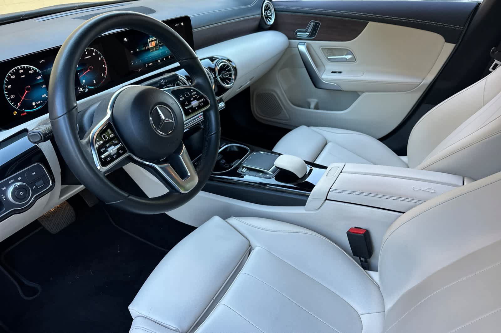 Certified 2023 Mercedes-Benz CLA 250 image 9