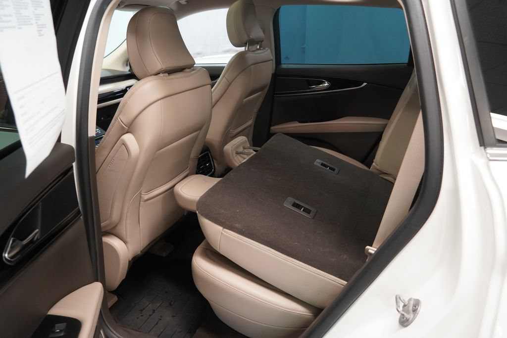 Used 2022 Lincoln Nautilus Reserve AWD/4WD image 22