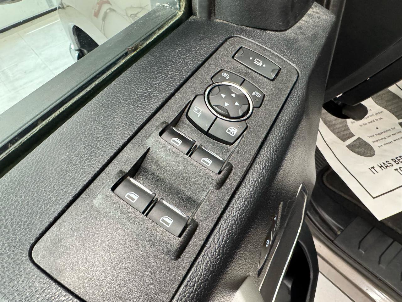 Used 2020 Ford F250 Lariat w/ Lariat Value Package AWD/4WD image 11