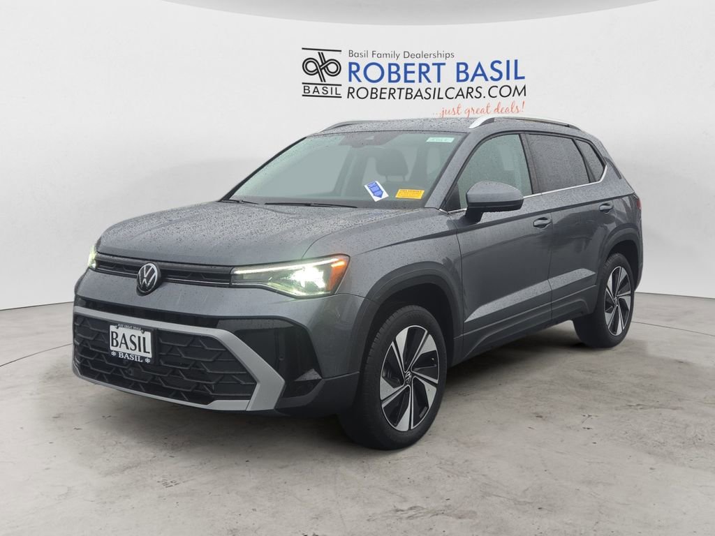 Used 2025 Volkswagen Taos SE