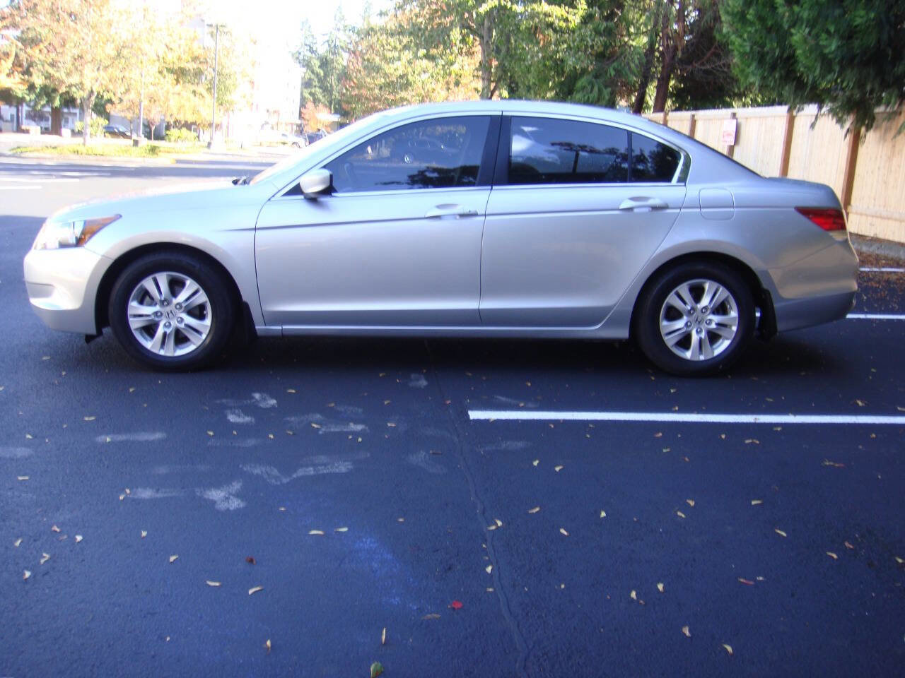 Used 2009 Honda Accord LX-P image 11