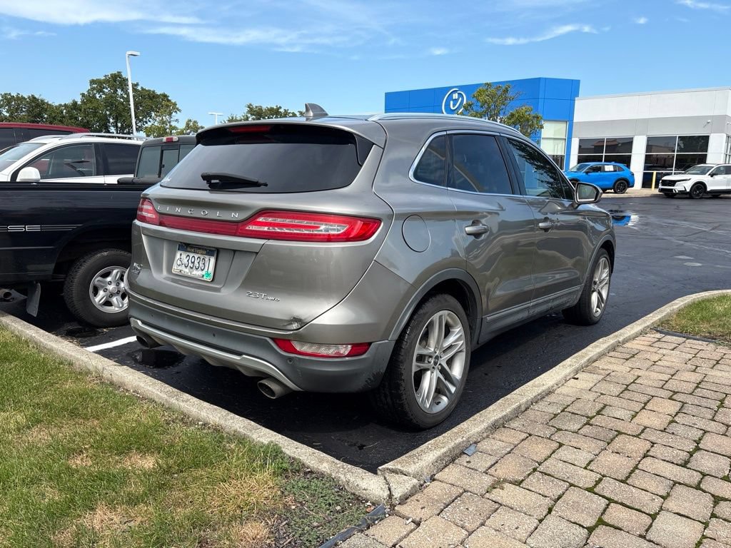 Used 2017 Lincoln MKC Reserve w/ Lincoln MKC Climate Package AWD/4WD image 3