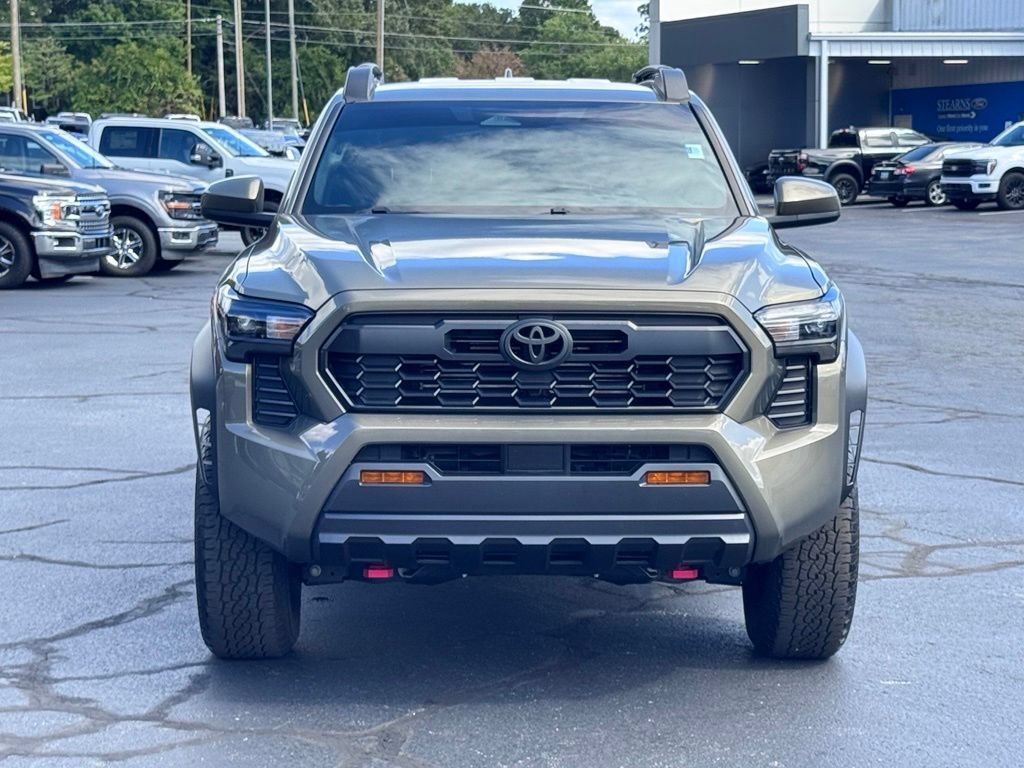 Used 2025 Toyota Tacoma TRD Off-Road AWD/4WD image 17