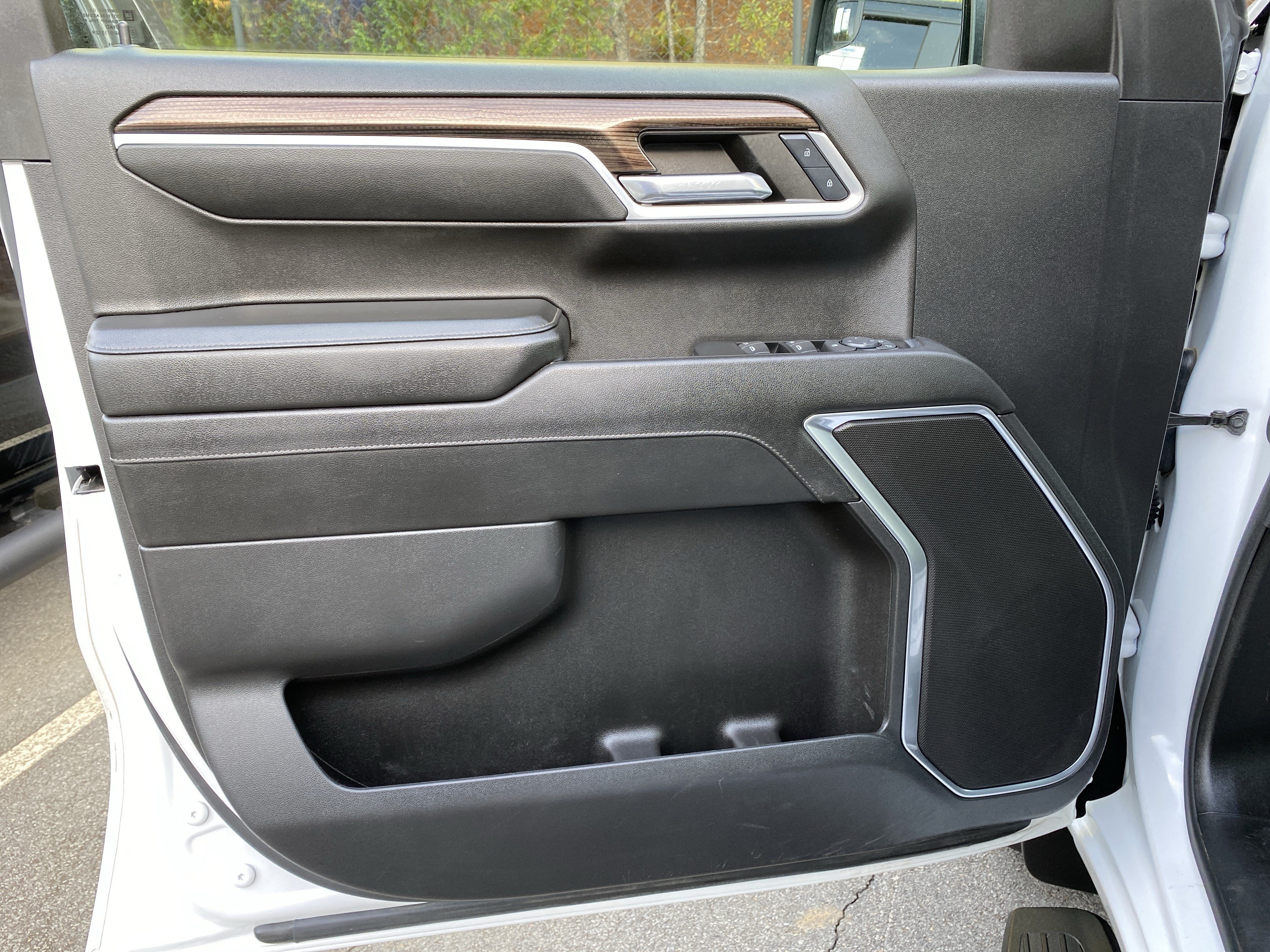 Used 2024 Chevrolet Silverado 1500 LT w/ Protection Package RWD image 15