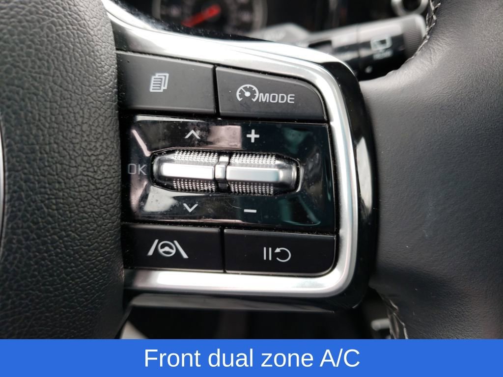 Used 2023 Kia Sorento S w/ Panoramic Sunroof Package image 13