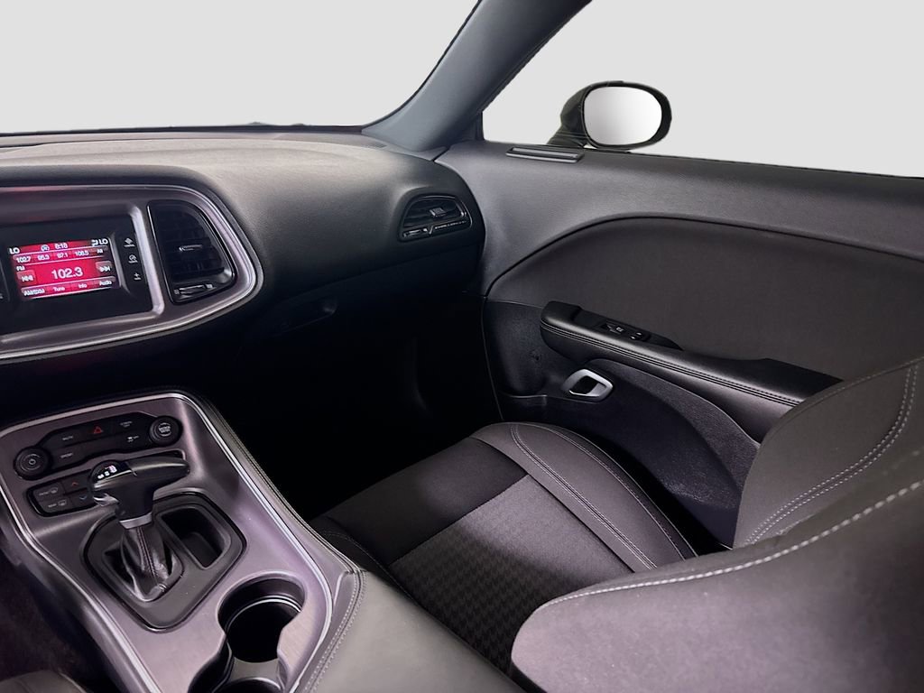 Used 2017 Dodge Challenger R/T RWD image 22
