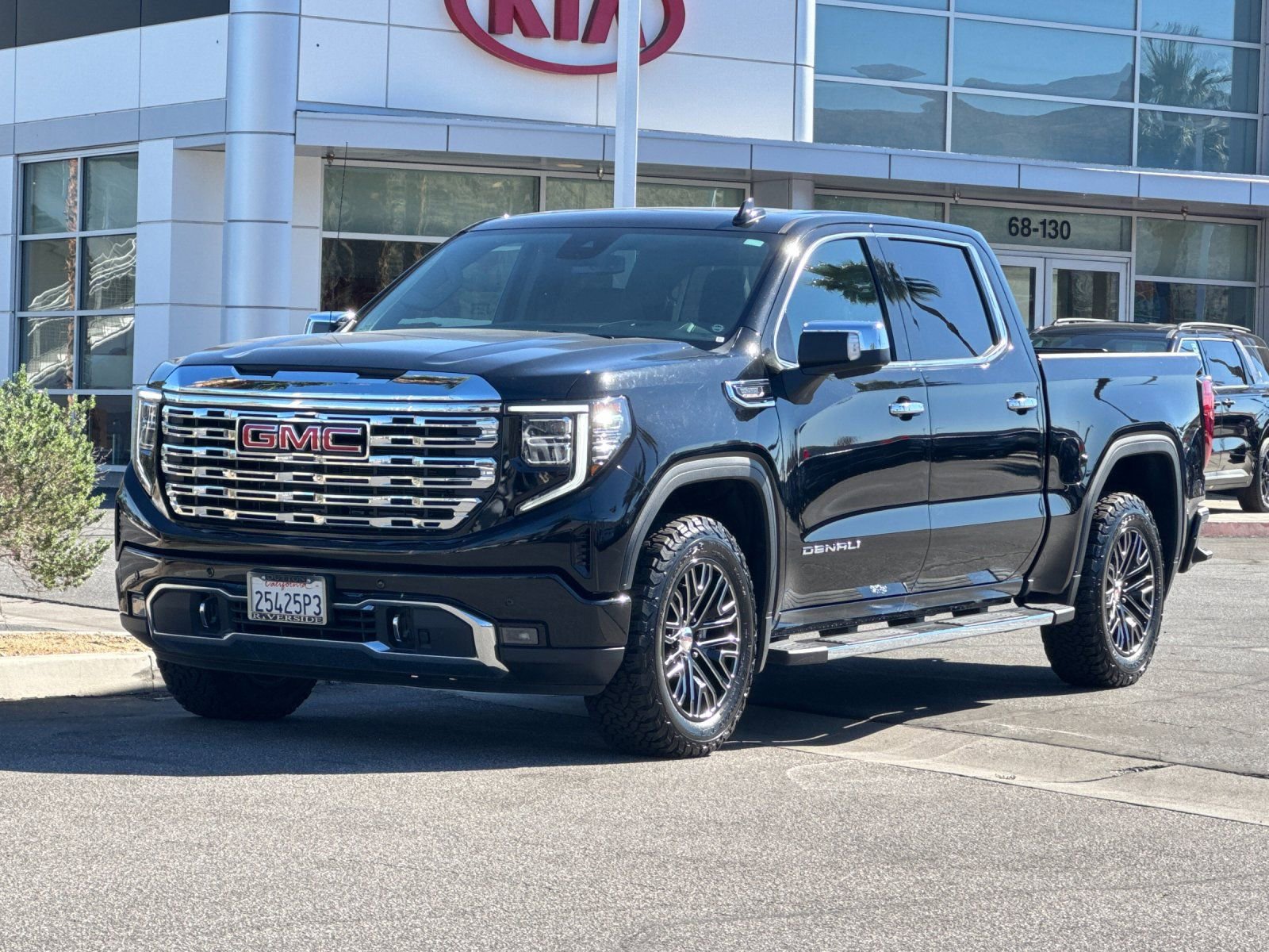 Used 2022 GMC Sierra 1500 Denali image 7