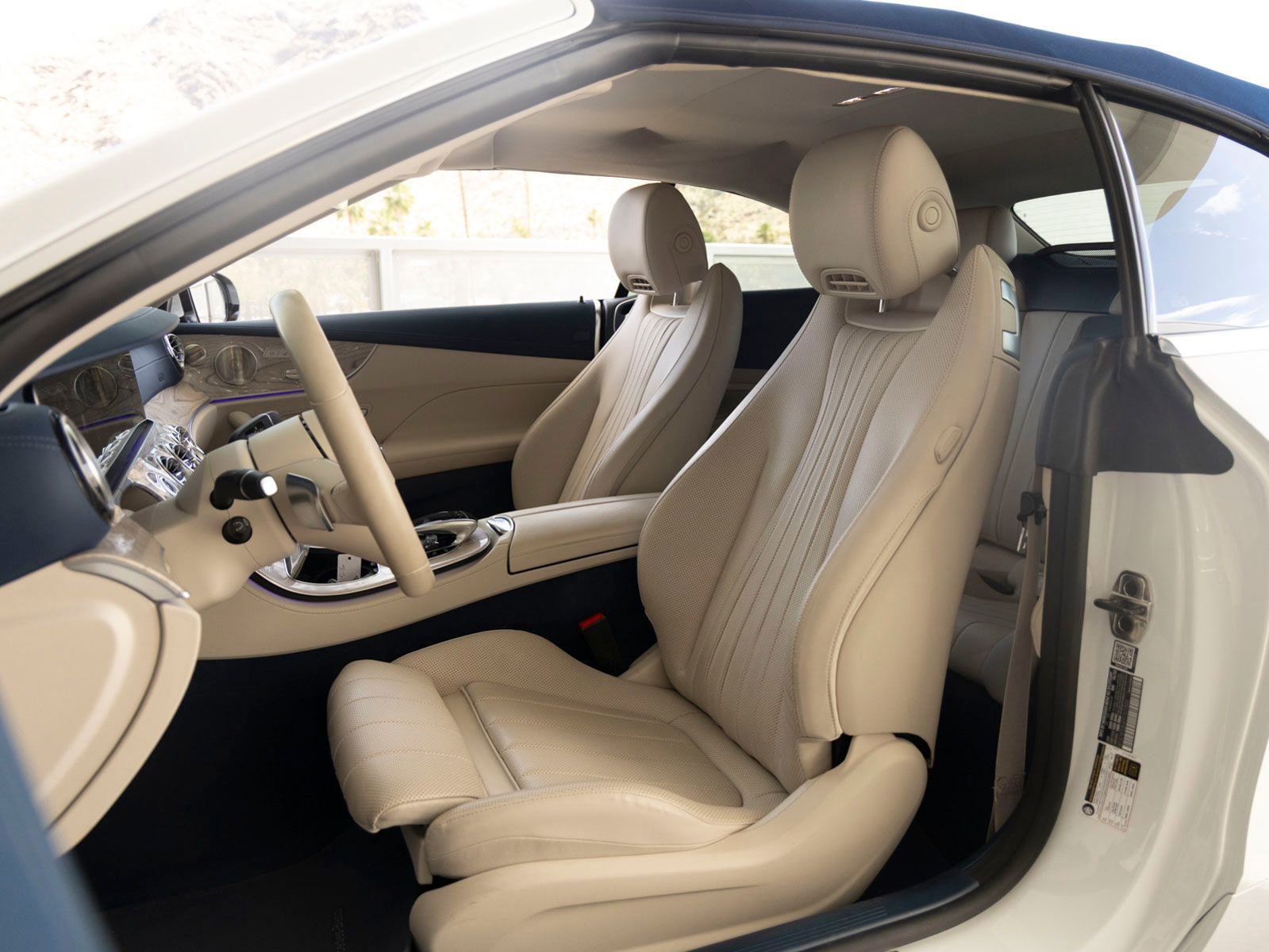 Used 2023 Mercedes-Benz E 450 Cabriolet image 13