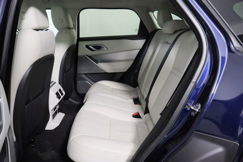 Used 2021 Land Rover Range Rover Velar R-Dynamic S image 16