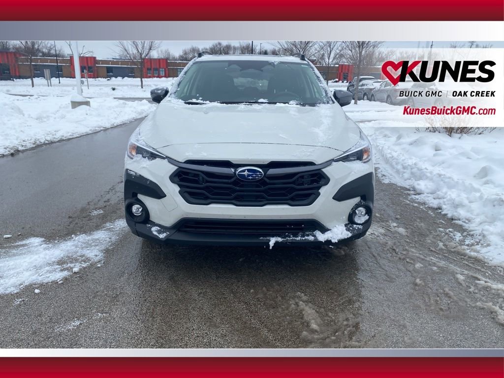 Used 2024 Subaru Crosstrek 2.0i Premium image 3