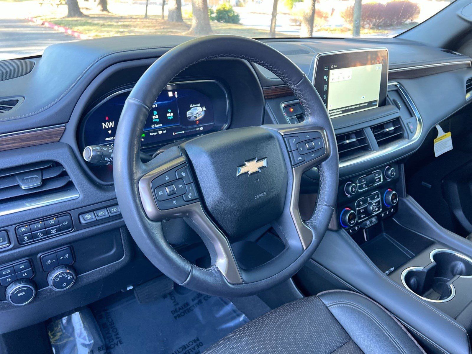 Used 2022 Chevrolet Tahoe High Country image 15