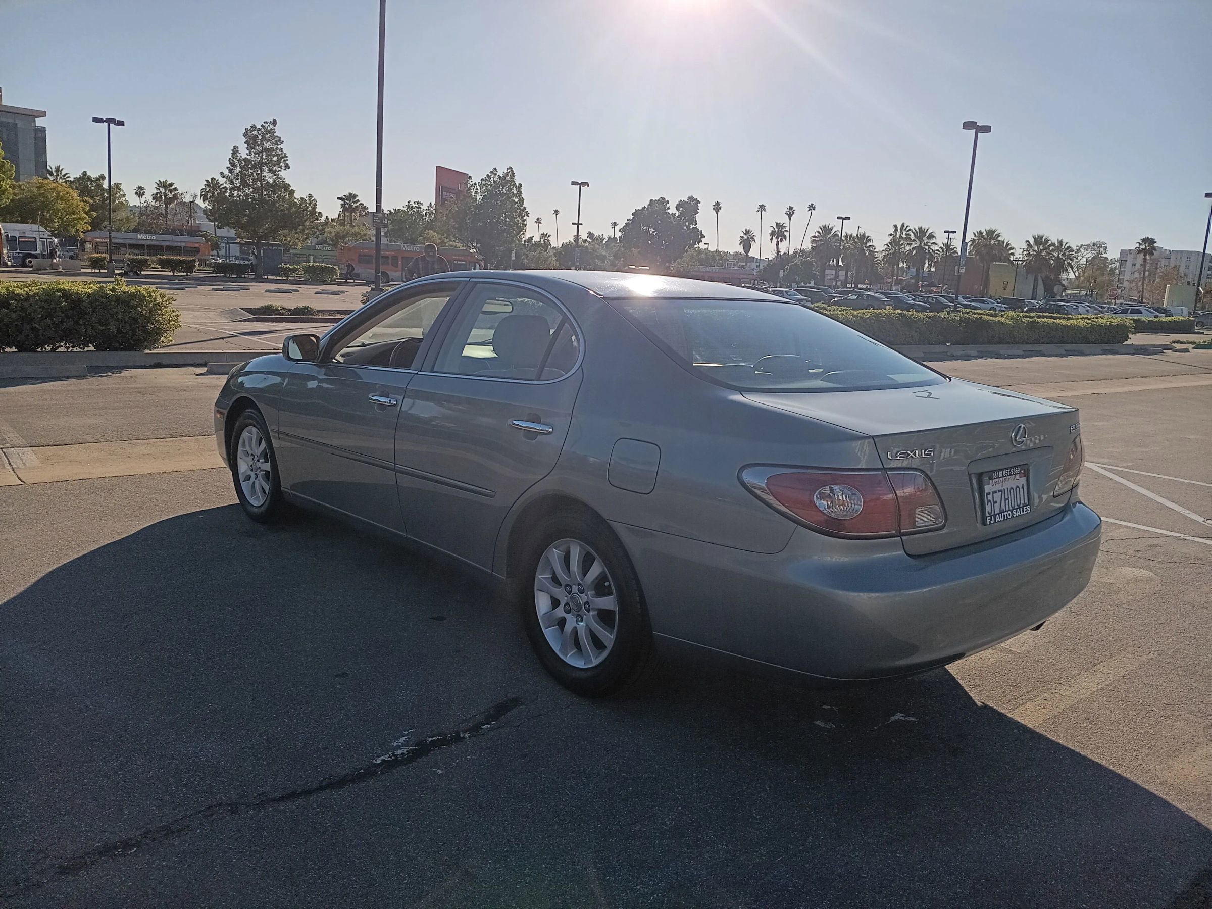 Used 2004 Lexus ES 330 image 8