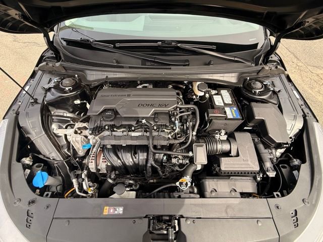 Used 2025 Kia K4 LXS image 13