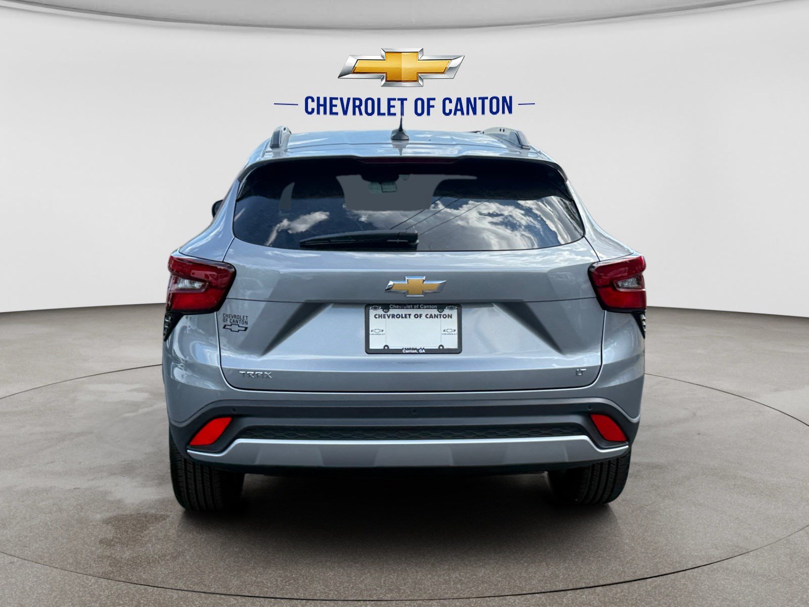 Used 2025 Chevrolet Trax LT w/ Driver Confidence Package FWD image 6