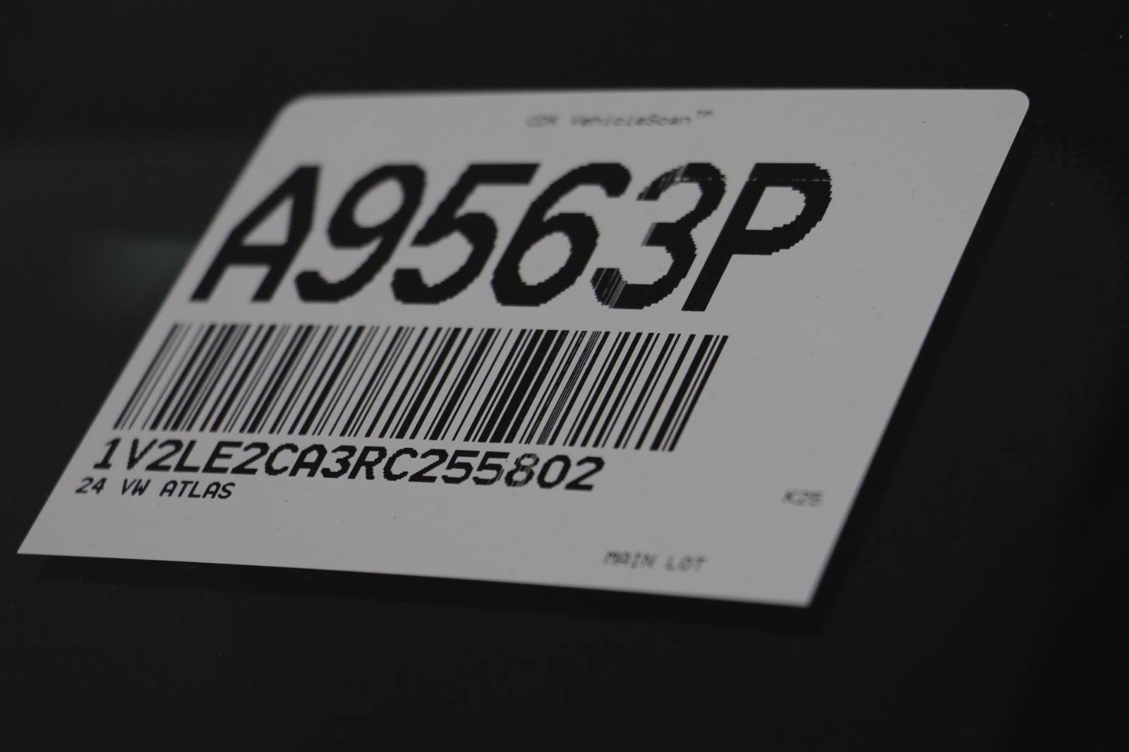 Used 2024 Volkswagen Atlas Cross Sport SE image 23