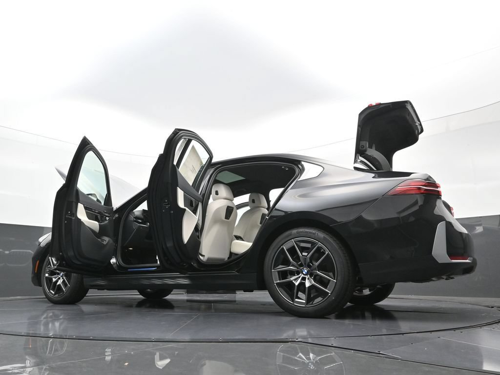 New 2027 BMW 530i xDrive AWD/4WD image 42