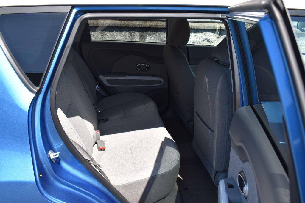 Used 2017 Kia Soul EV FWD image 23