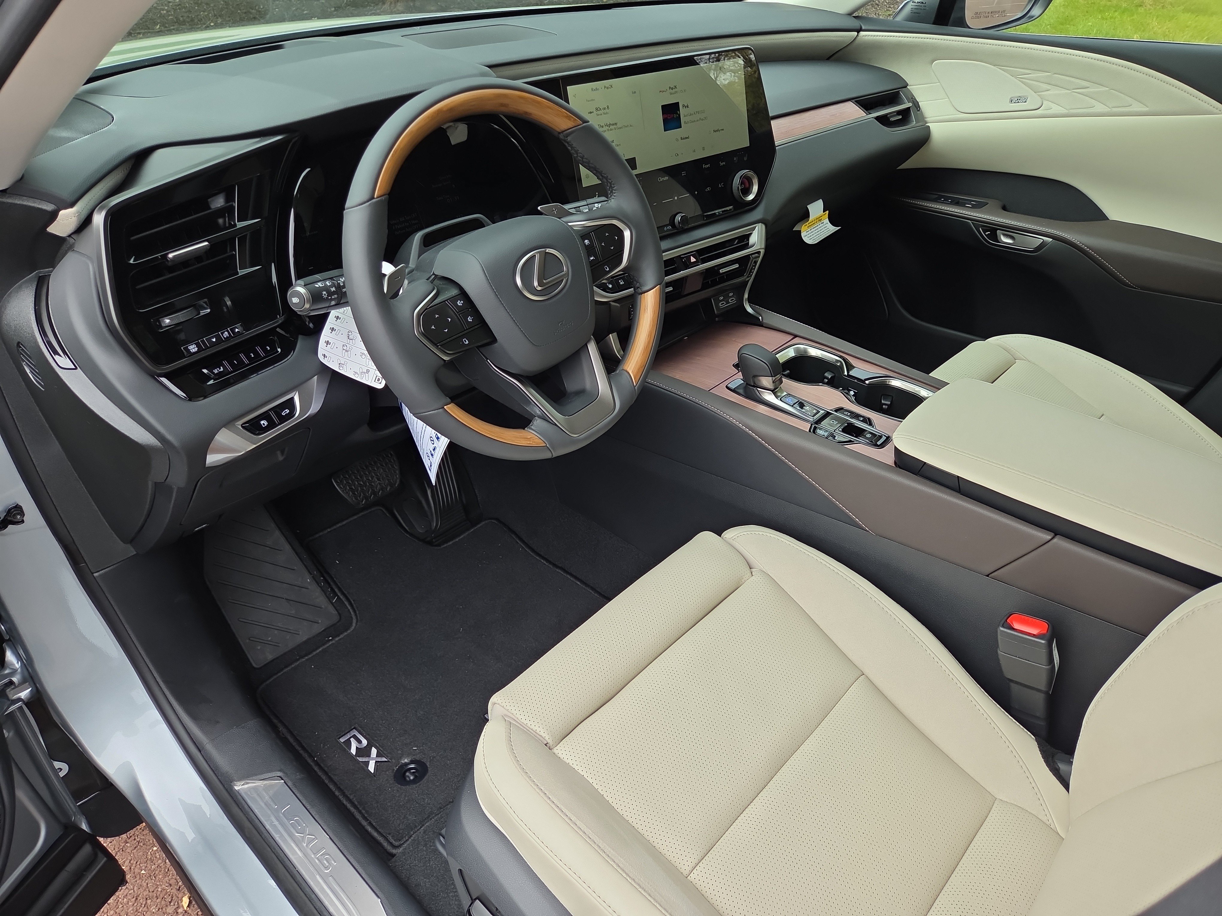 New 2026 Lexus RX 350 AWD w/ Convenience Package image 10