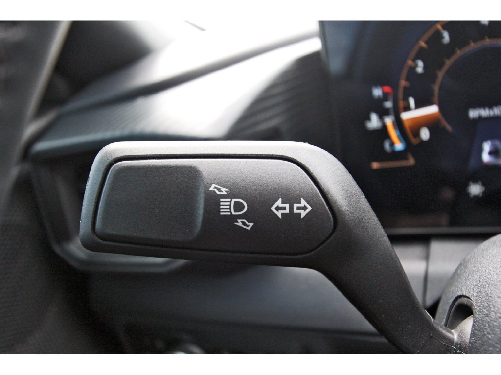 Used 2025 Ford Mustang Coupe RWD image 17